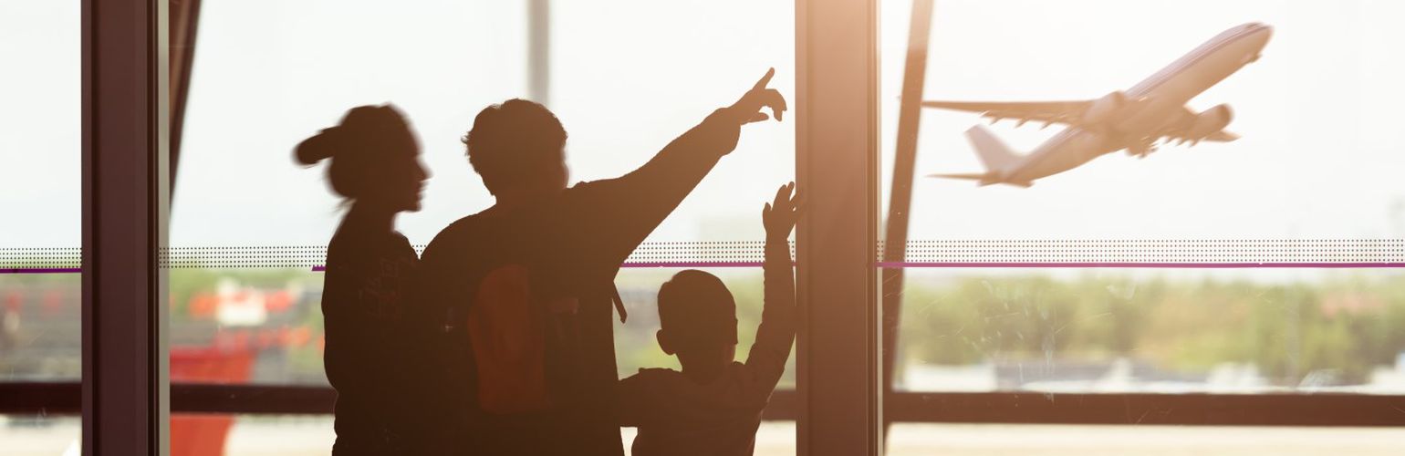 Come organizzare un viaggio in aereo con i bambini