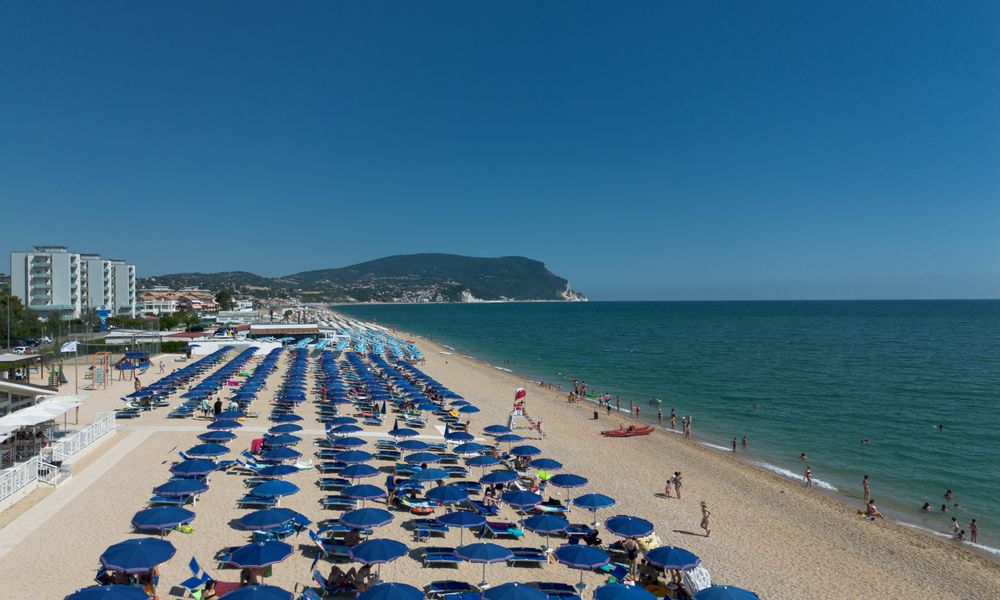 Offerta Mare Villaggio Conero Azzurro