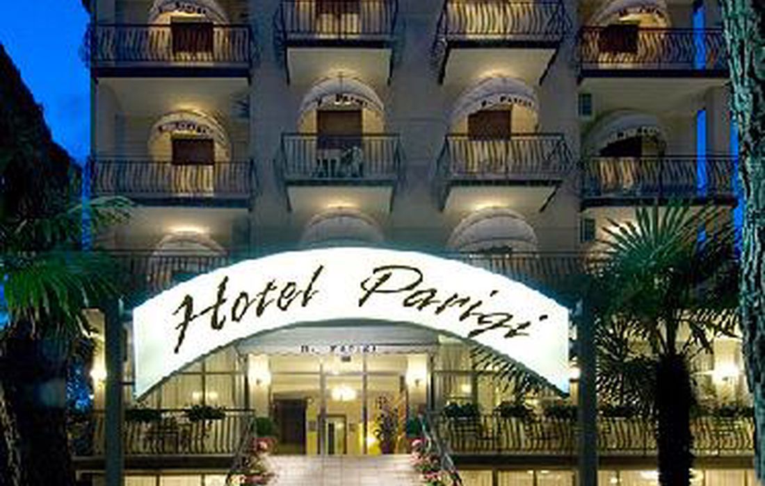 Hotel Parigi a Pinarella di Cervia 