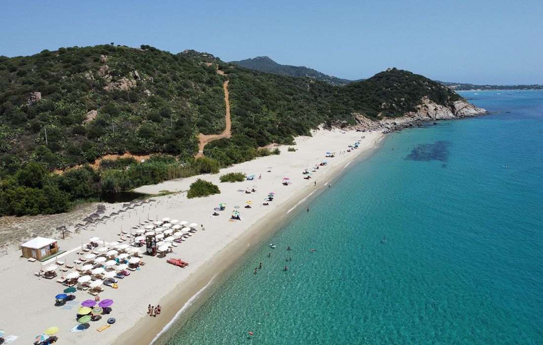 IH HOTELS VILLASIMIUS LE ZAGARE RESORT a Villasimius 