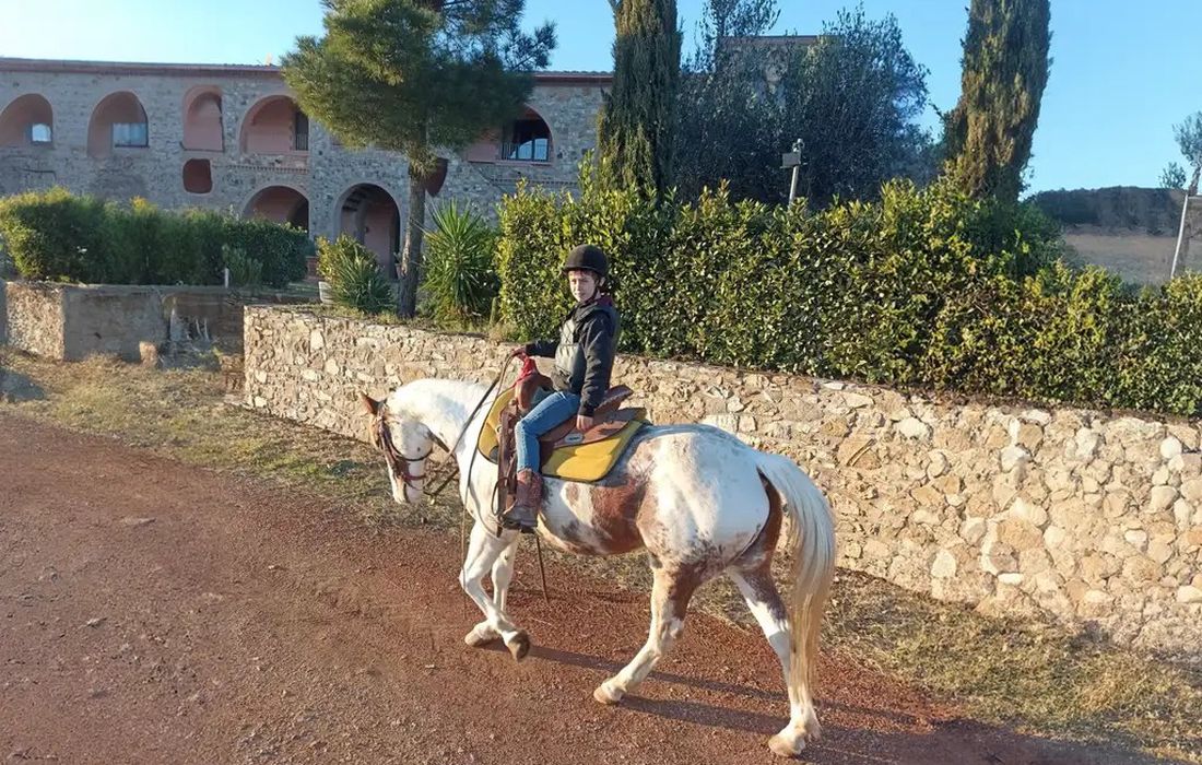 Passeggiata a cavallo nell'Alta Maremma Toscana  a Suvereto 