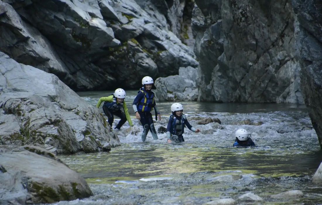 Canyoning per famiglie sul fiume Sesia a Balmuccia