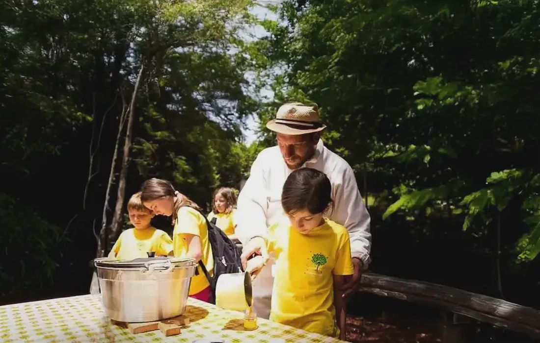 Visita guidata in fattoria apistica a Monte Livata