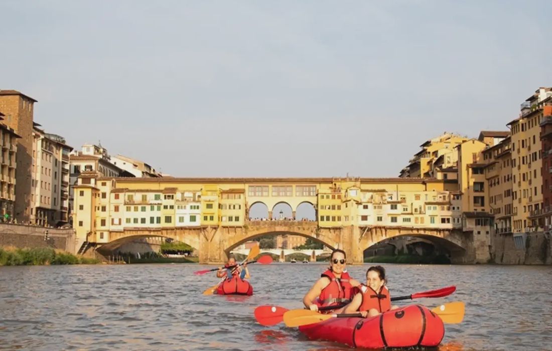 Tour in packraft sull'Arno nel cuore di Firenze a Firenze
