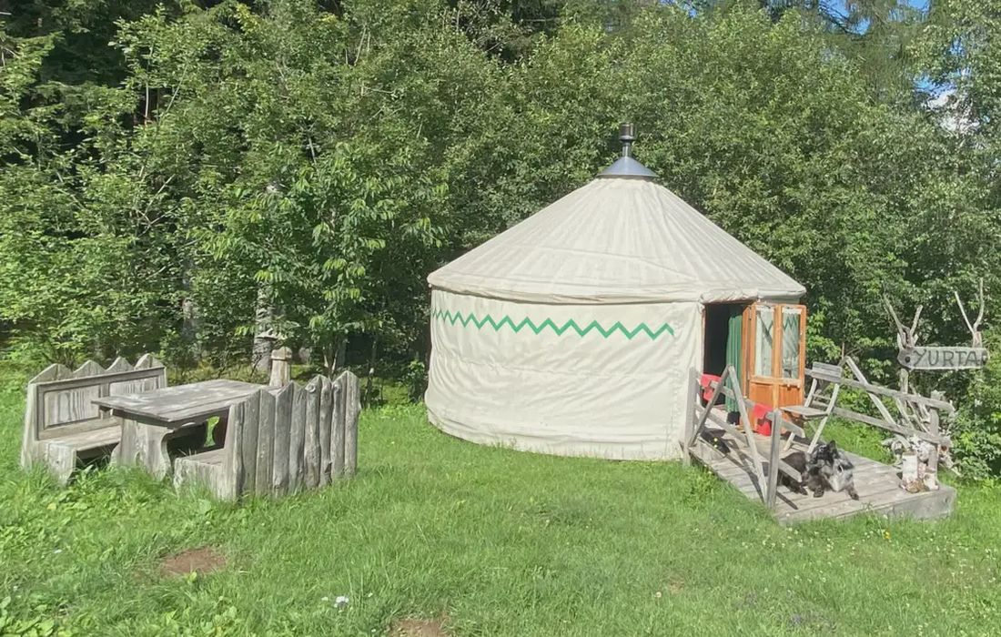 Notte in Yurta  a Grumes