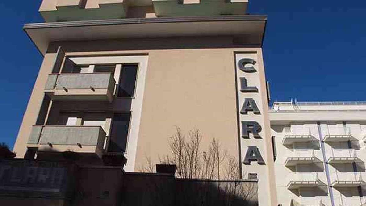  - Hotel Clara a Riccione