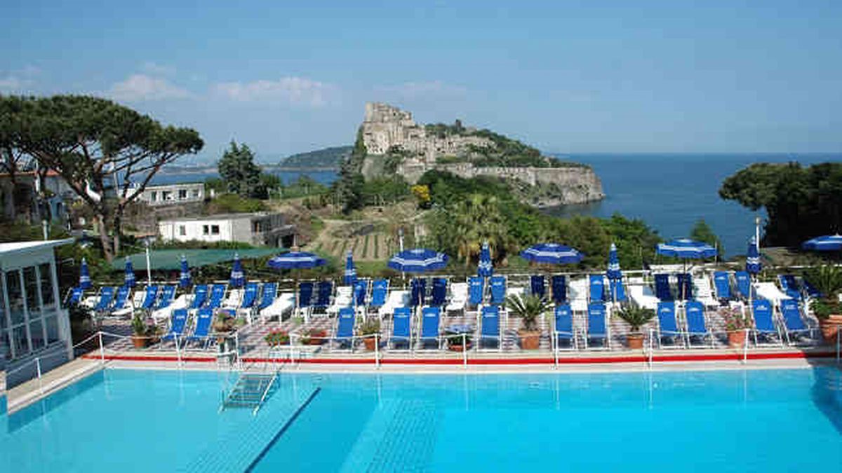   - Hotel Parco Cartaromana a Ischia