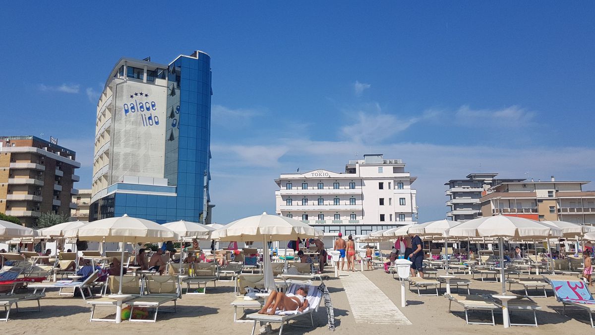   - Color Palace Lido Family Village a Lido di Savio