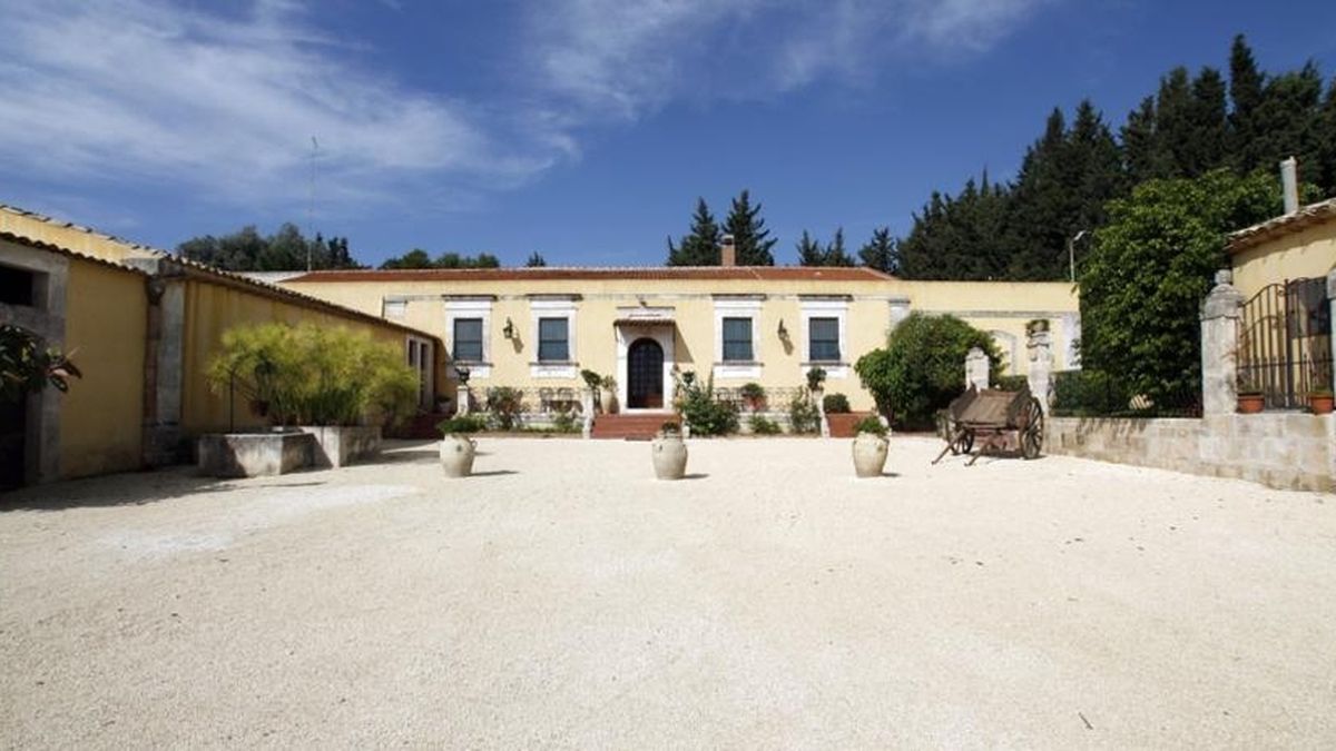   - agriturismo case damma a Siracusa