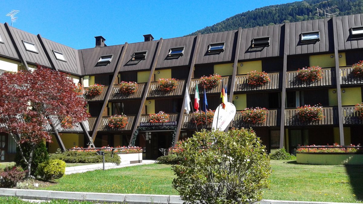  - Centro Pineta Family Hotel & Wellness a Pinzolo