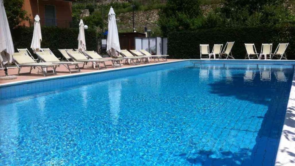   - Residence Holidays a Pietra Ligure