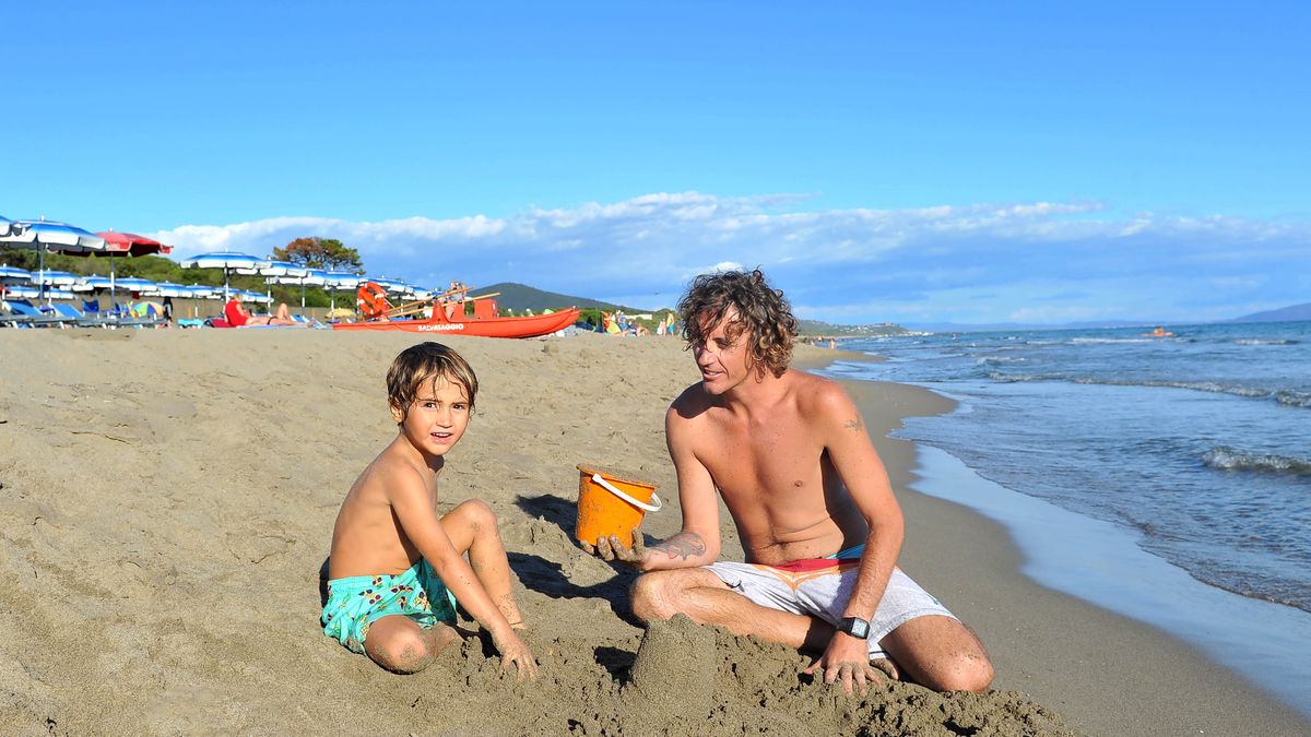  Momenti in Spiaggia - Camping Village Baia Azzurra  a  Castiglione della Pescaia 