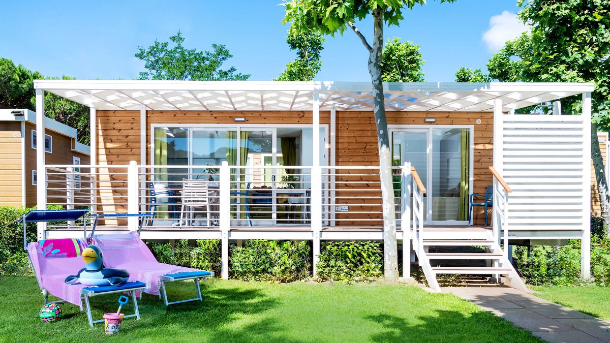  Bungalow Fashion - Camping Village Baia Azzurra  a  Castiglione della Pescaia 