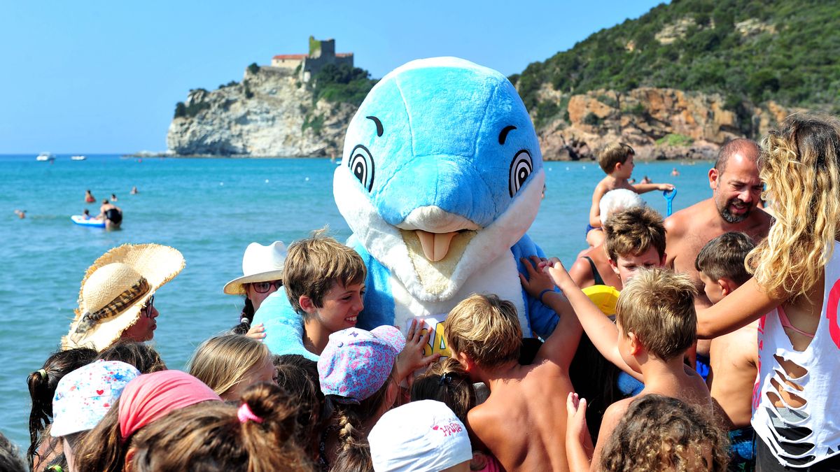  Mascotte Bazzu Spiaggia - Camping Village Baia Azzurra  a  Castiglione della Pescaia 