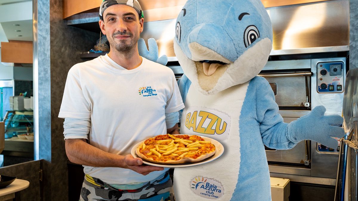  Pizza con Bazzu - Camping Village Baia Azzurra  a  Castiglione della Pescaia 