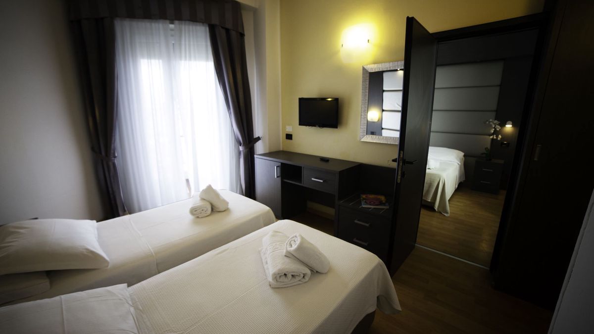  11 - Ferretti Family Hotel Madison  a Cattolica