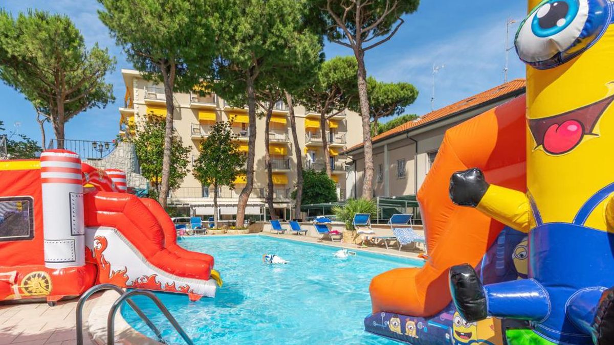   - Hotel Fabrizio a Rimini