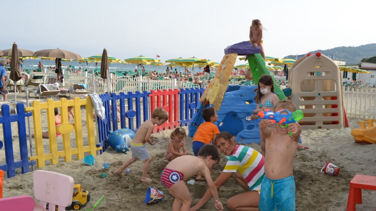   - Family Hotel La baia a Diano Marina