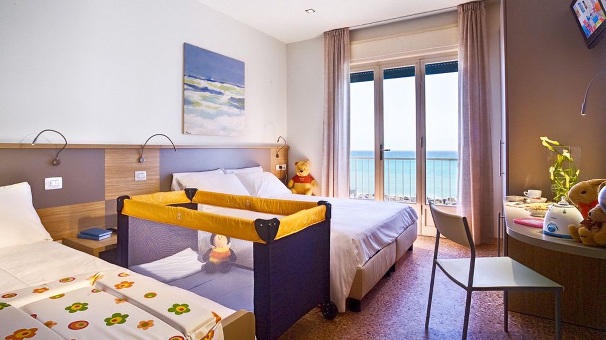   - Family Hotel La baia a Diano Marina