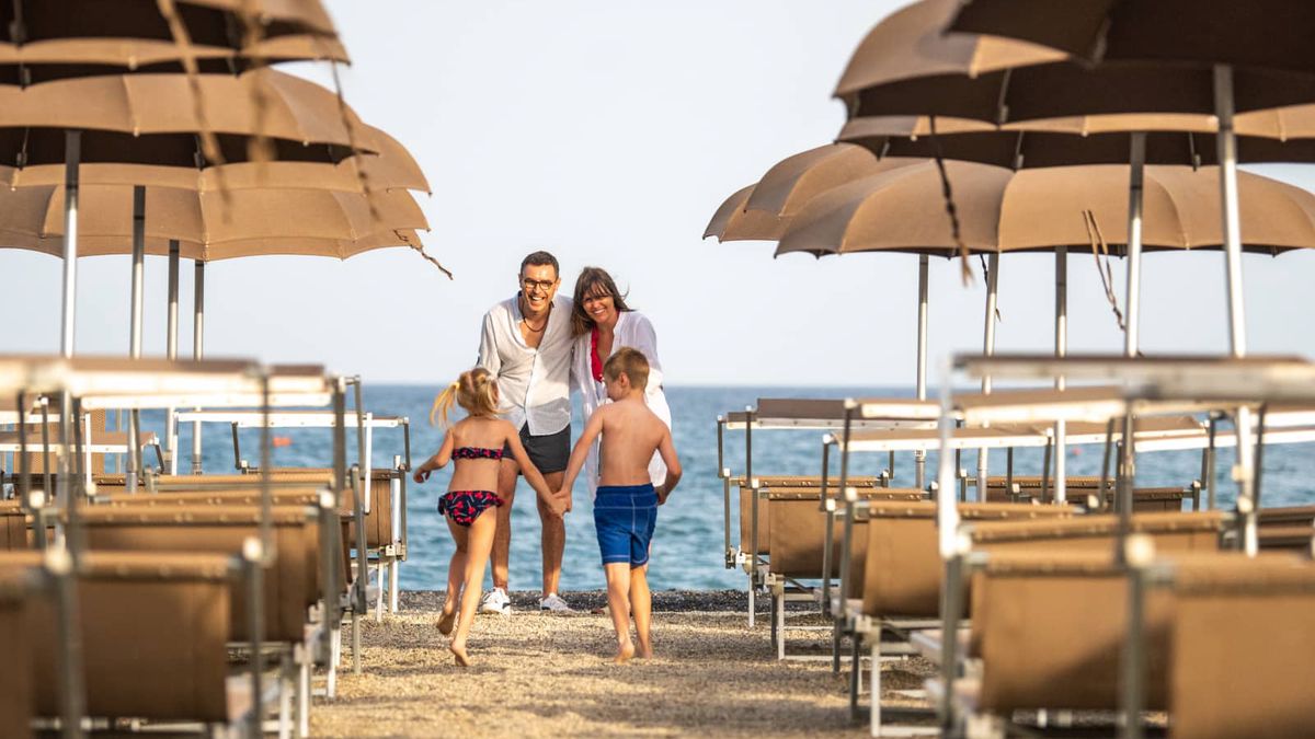   - Family Hotel La baia a Diano Marina