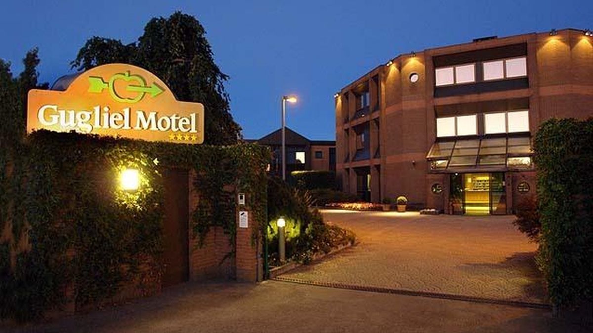   - Gugliel Motel a Brembate