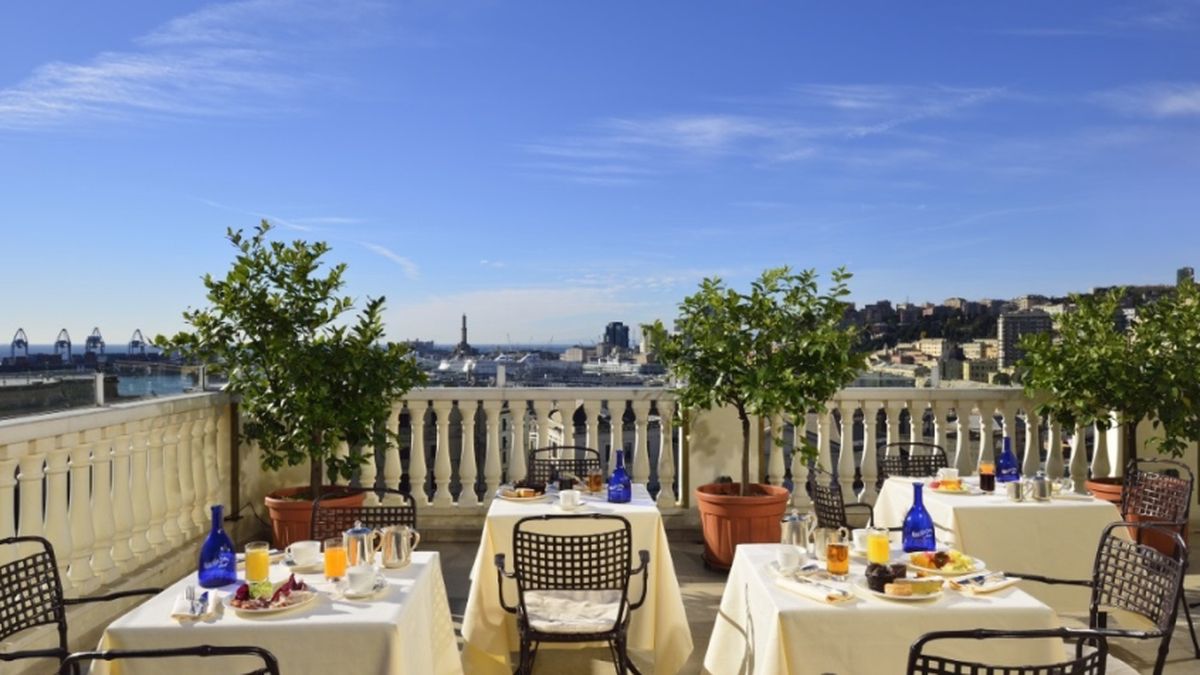  Colazione in terrazza - Grand Hotel Savoia Genova a Genova