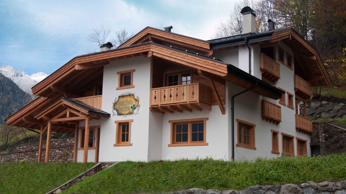  Agriturismo con apicoltura - Dalla natura la salute a Giustino