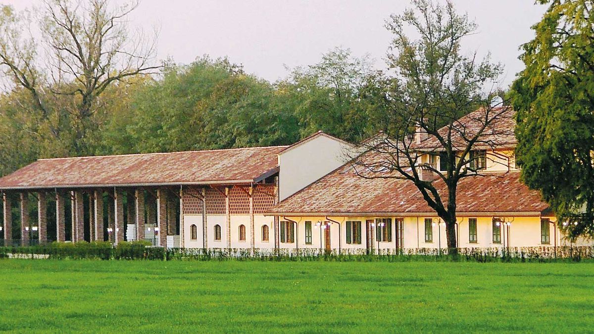   - Country Hotel Castelbarco a Vaprio d