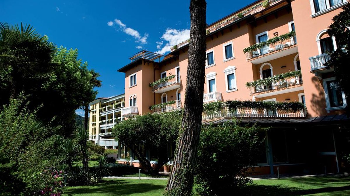   - Hotel Regina Adelaide  a Garda