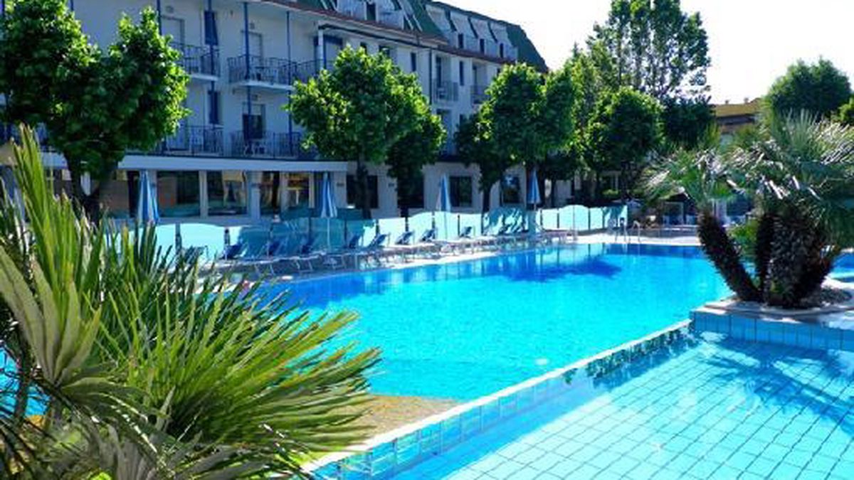   - Hotel Paris Resort a Bellaria 