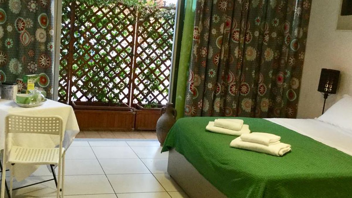   - Marina ResArt b&b a Napoli