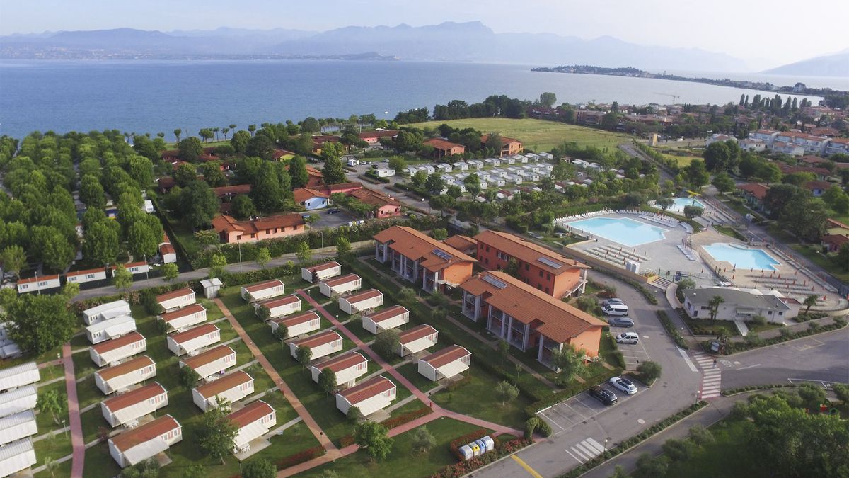   - The Garda Village a Sirmione
