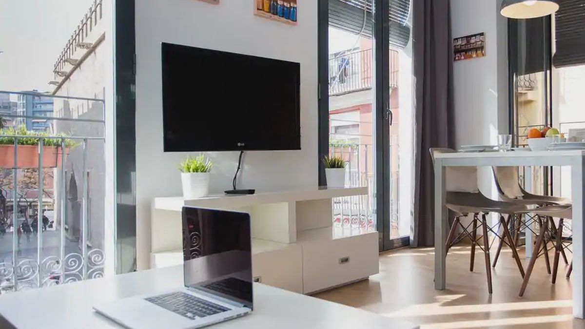   - Valenciaflats mercado central a Valencia 