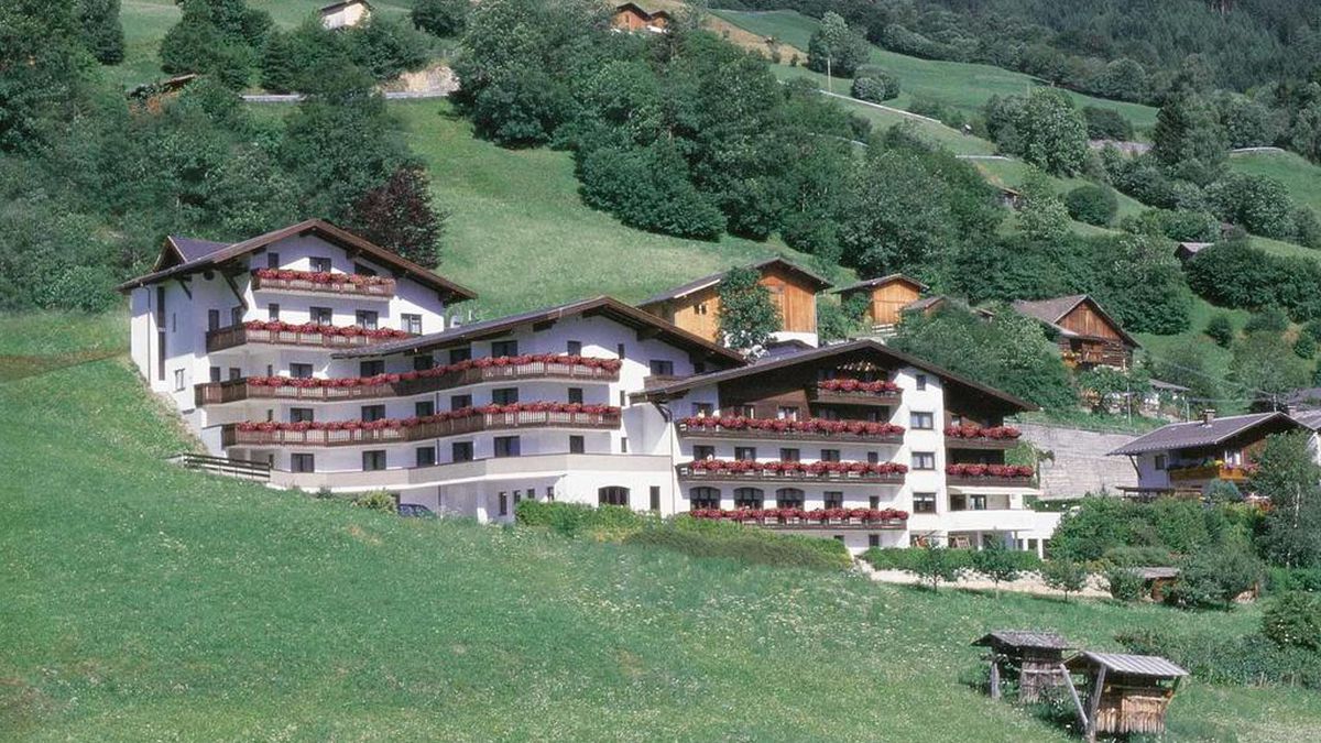   - Hotel Alpenfriede  a Jerzens