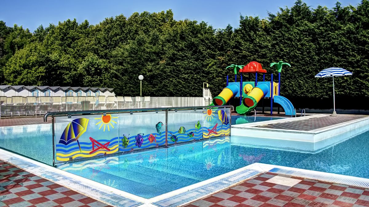  Parco piscine - Villaggio camping bungalow delle rose a GATTEO A MARE