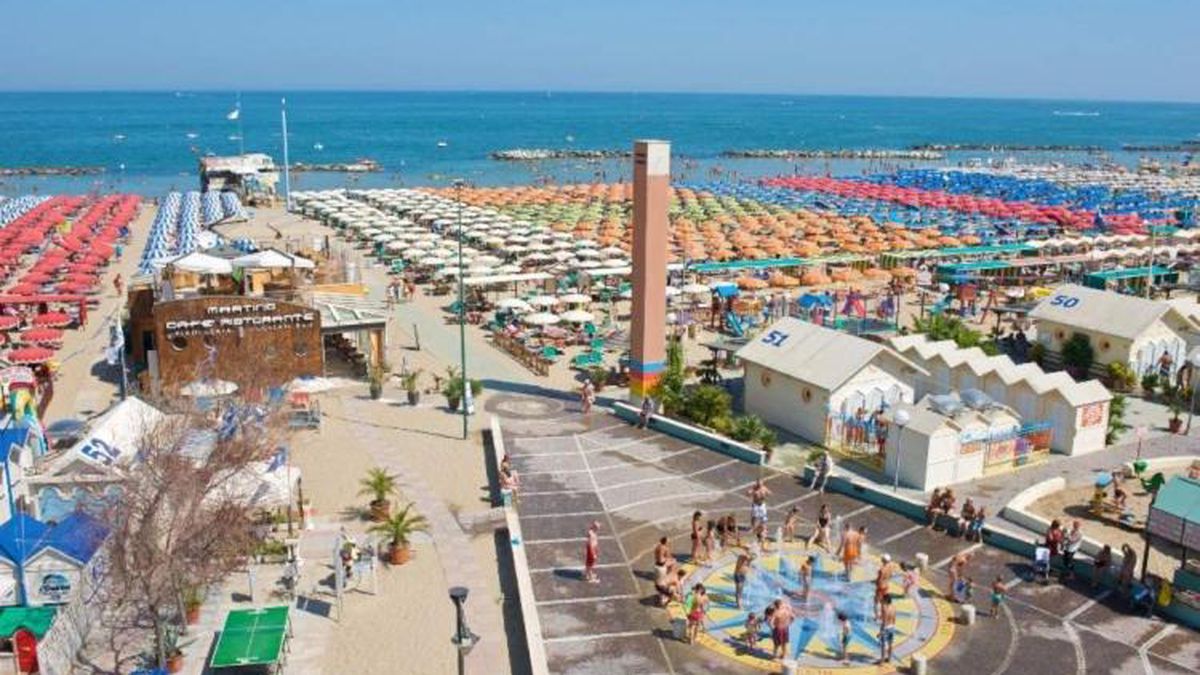   - Hotel Astra a Cattolica