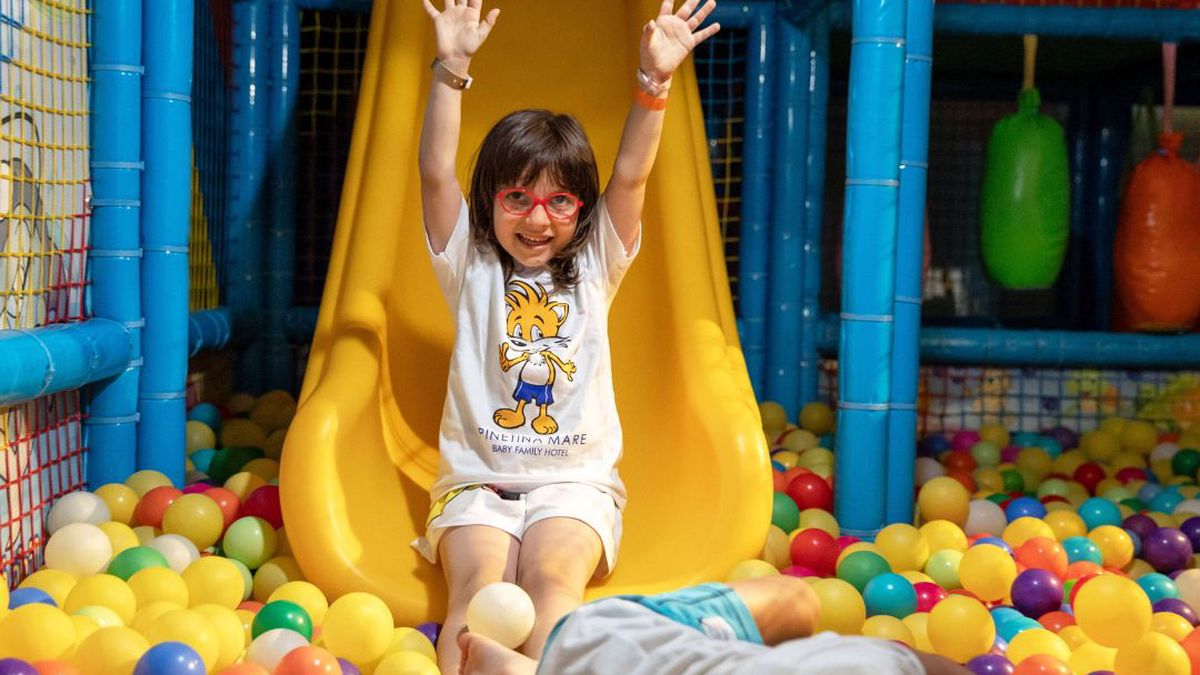   - Pinetina Mare Baby Family Hotel  a Pinarella di Cervia 