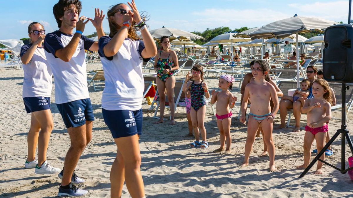   - Pinetina Mare Baby Family Hotel  a Pinarella di Cervia 