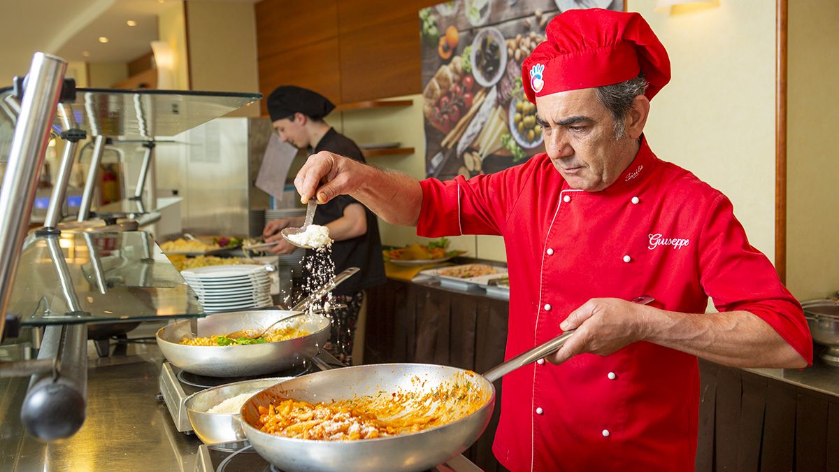  Front Cooking - Color Ermitage Beach Family Hotel a Bellaria - Igea Marina