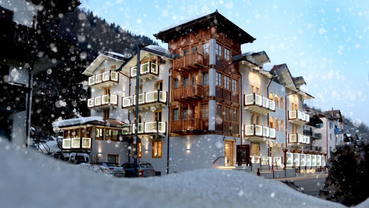   - Hotel Arcangelo a Pellizzano