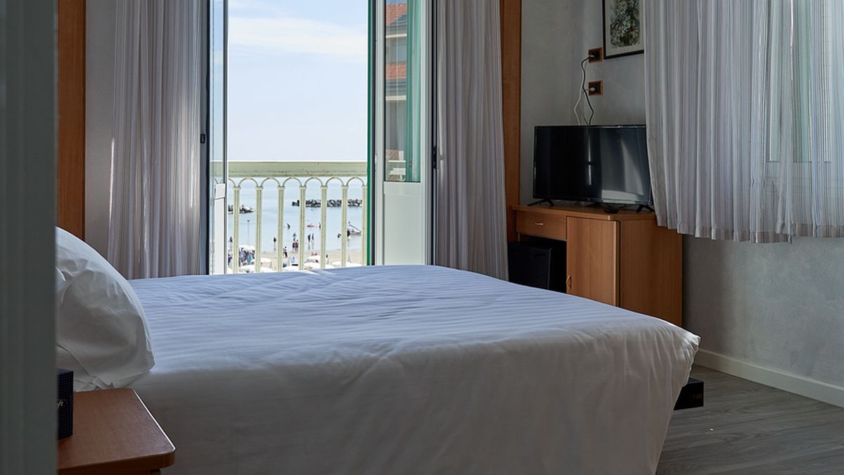  Camera Hotel Loris - Valentini Family Village  a Bellaria