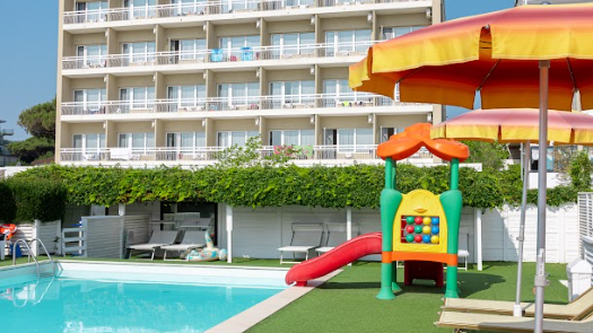   - Color Miami Beach a Milano Marittima