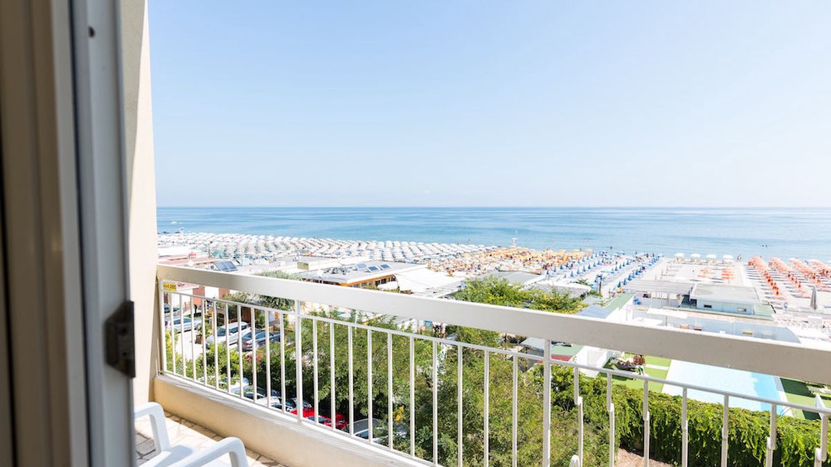   - Color Miami Beach a Milano Marittima