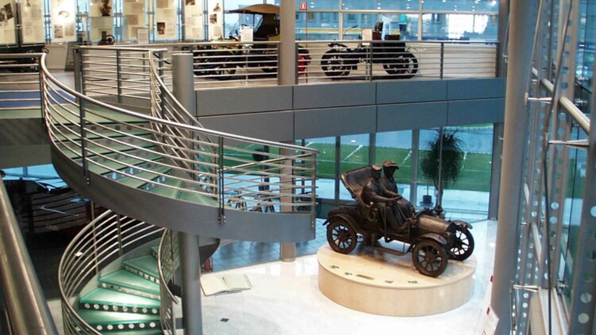   - Museo Nicolis a Villafranca di Verona