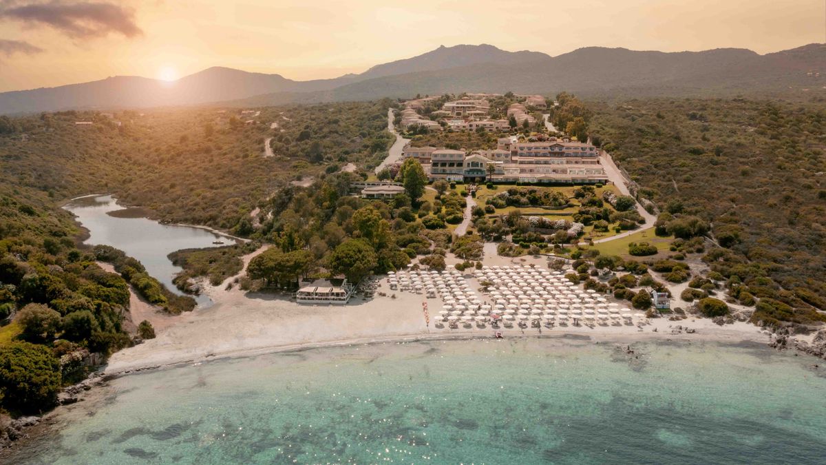   - VOI Colonna Village  a Golfo degli aranci