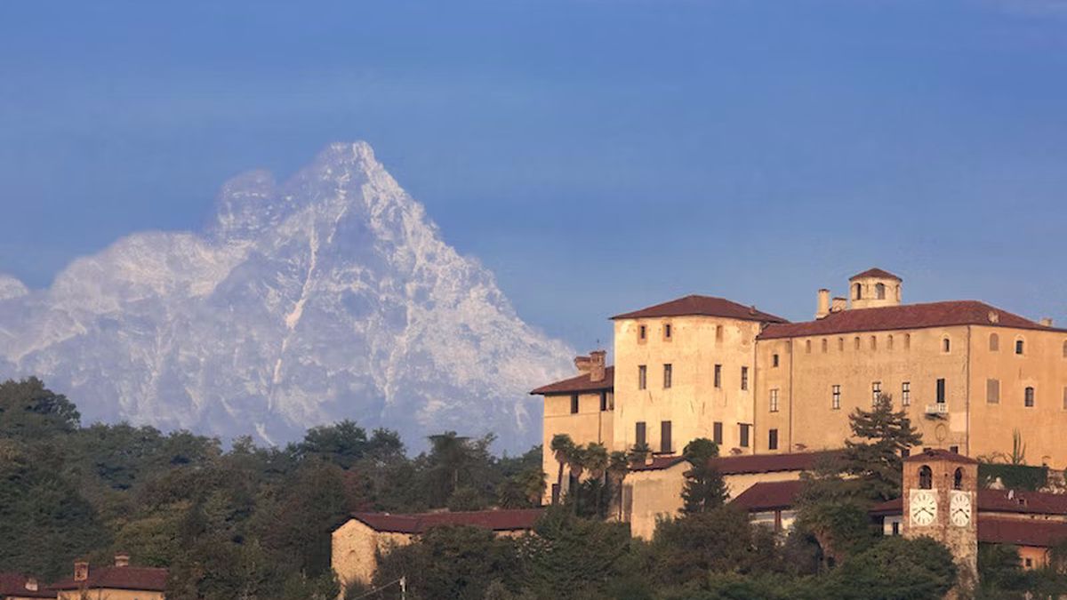   - Castello della Manta a Manta