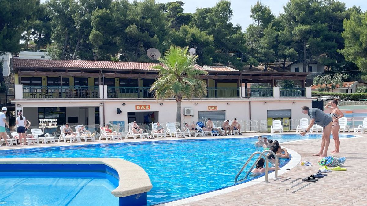 Vista dalla piscina del Bar e ristorante - Villaggio La Giara a Vieste