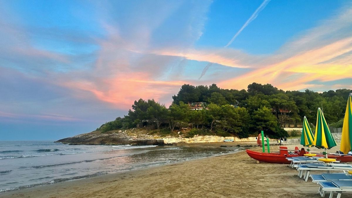  La spiaggia di Molinella, a 30 metri dal Villaggio La Giara - Villaggio La Giara a Vieste
