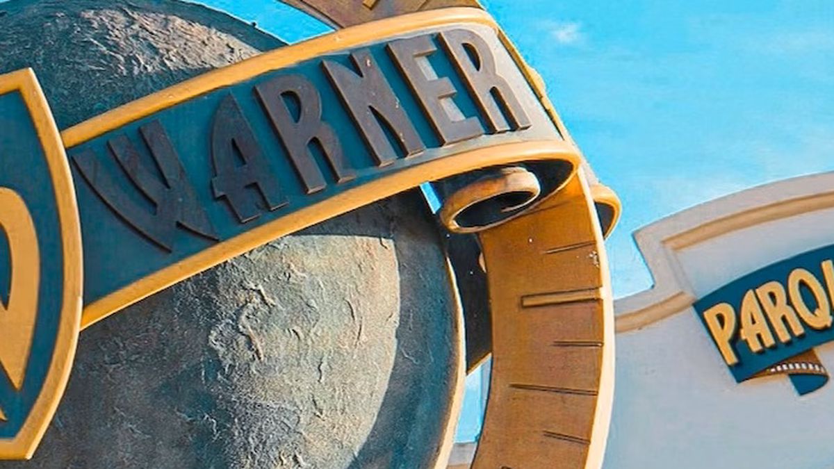   - Parque Warner Madrid a San Martín de la Vega