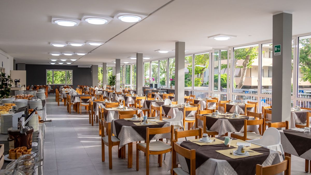   - Hotel Alexander a San Mauro Mare